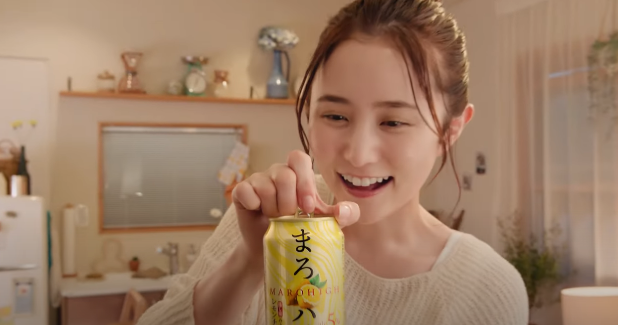 【アサヒ】まろハイCMの女優は誰？出演者の女性を紹介します - CMライフ